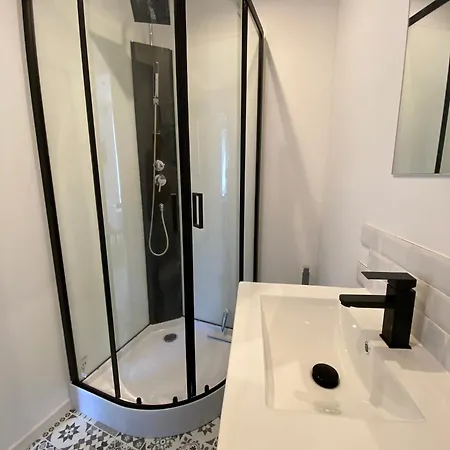 1er Etage - Centre-ville - Local Velos Disponible Mayenne