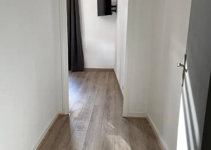 Διαμέρισμα 1er Etage - Centre-ville - Local Velos Disponible *