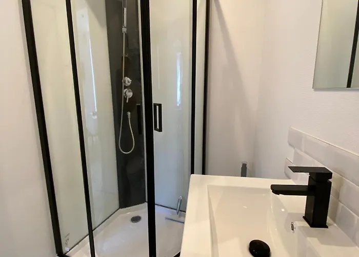 1er Etage - Centre-ville - Local Velos Disponible Mayenne