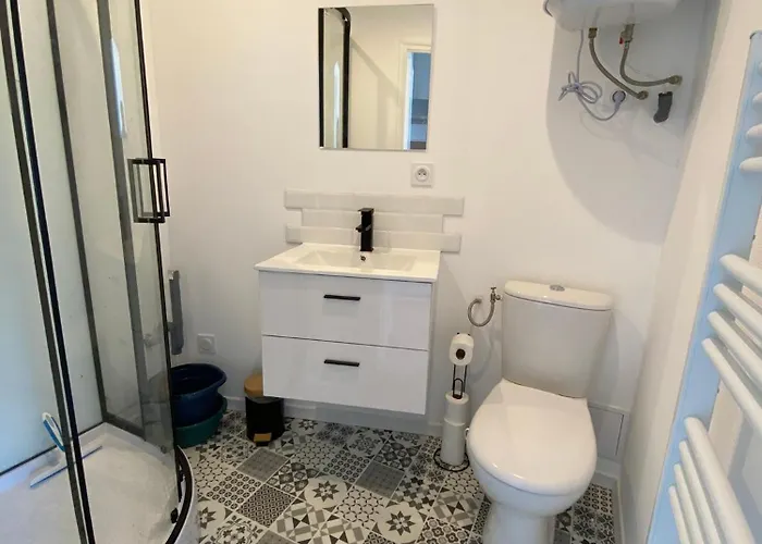 1er Etage - Centre-ville - Local Velos Disponible Διαμέρισμα